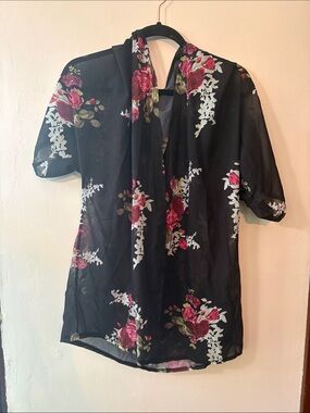 NEW WITH TAGS: Feitong Sheer Black Floral Cover Up with Pink Roses